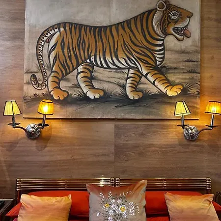 Lu Guest house 3*